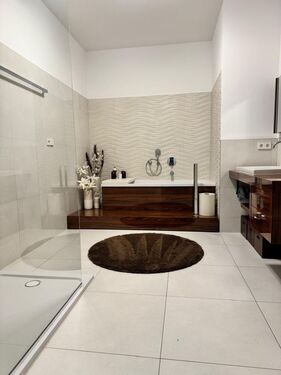 Badezimmer - Exklusives Wohnen in einer ehemaligen Klosterkapelle- 115m2 Wohnfläche mit einzigartigem Charakter
