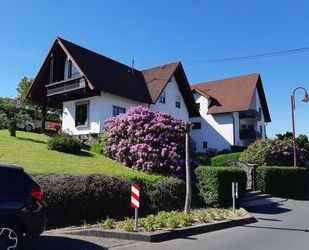 Renovierte & Energetisch modernisierte , helle & freundliche 2-Zimmer-EG-Wohnung zentral in Raubach zu vermieten!