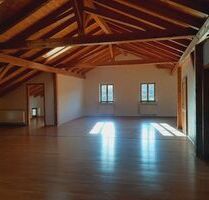 Wohnen und Arbeiten im Einödhof -Studio auf 250qm - Tittmoning