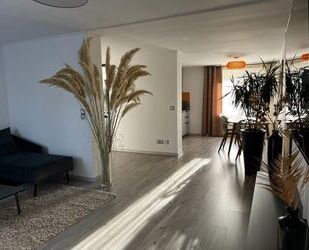 Möbliertes 3 Zimmer Design Apartment - Frankfurt