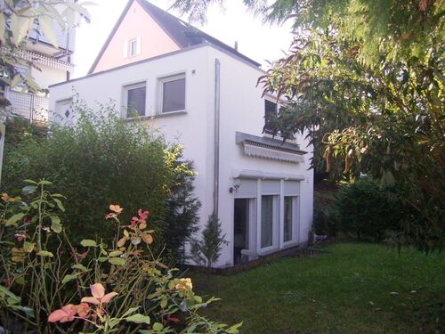 Hobbyraum/Wellnessbereich von außen - Mehrfamilienhaus, Wohnhaus mit 364,00 m&sup2; in Stuttgart zum Kaufen