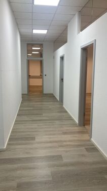 006 - 5 Zimmer Etagenwohnung in Dürnau