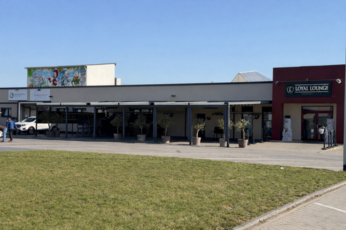 Ansicht Gebäudekomplex - 540 m² Gewerbefläche in Top-Lage nahe A3 & ICE - teilbar, ideal für Restaurant, Ärzte o. Büros