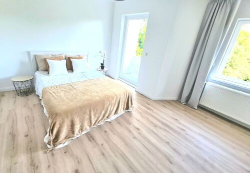 Screenshot_20251211_230726_Gallery - 