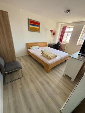 Apartment W8 - Am oberen Marktplatz möbliertes Ein-Zimmer-Appartement,Küche mit Essecke, Tageslichtbad mit Waschmaschine