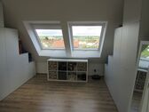 001 - 'Moderne Maisonette-Wohnung mit 5 Zimmern, EBK, Balkon und Tiefgaragen-Stellplatz'