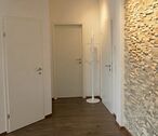 Flur und Wohnzimmer - 
