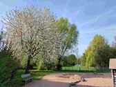 Benachbarter Spielplatz - 