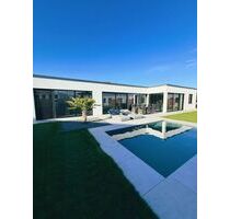 Provisionsfrei* Exklusiver Architektenbungalow mit Pool - Winsen