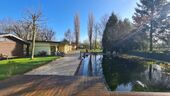 Schwimmteich/Ruheraum mit Blick nach Osten - 