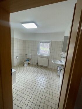 Bad neu - 3 Zimmer Maisonettenwohnung in Daaden