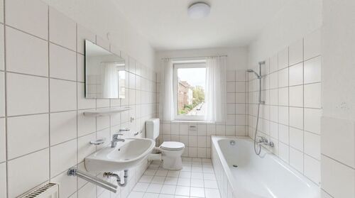 Bad - 2- Zimmerwohnung mit 60,00 m&sup2; in Hamburg zur Miete