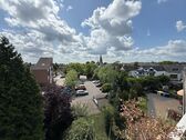 RS - Foto Balkon 2 - Provisionsfrei* Lage, Lage, Lage: möblierte 2-Z.-Wohnung mit Loggia & Weitblick in Meerbusch