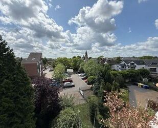 Provisionsfrei* Lage, Lage, Lage: möblierte 2-Z.-Wohnung mit Loggia & Weitblick in Meerbusch