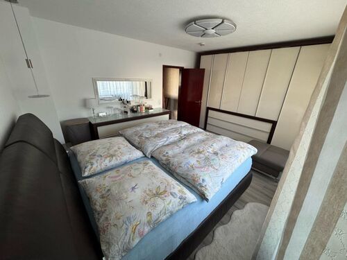 Schlafzimmer 1 OG - 