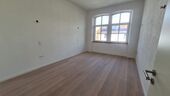 KinderzimmerBüro - Erdgeschoßwohnung mit 122,00 m&sup2; in Marktbreit zur Miete