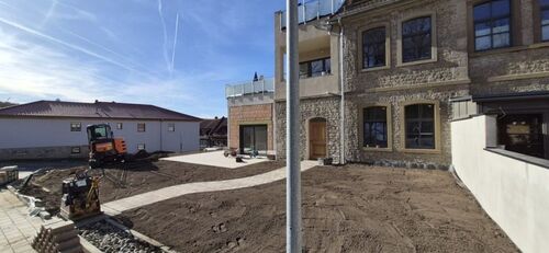 Rasenfläche - Erstbezug! Großzügige 3-Zimmer Whg mit Garten und Terrasse