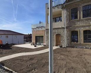 Erstbezug! Großzügige 3-Zimmer Whg mit Garten und Terrasse - Marktbreit