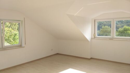 Wohnen-Essen- - Dachgeschoßwohnung mit 60,00 m&sup2; in Schw. Gmünd zur Miete