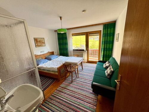 1. Stock - Schlafzimmer A - neu - 01 - 