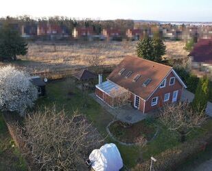 Provisionsfrei* Schönes Niedrigenergiehaus in WerderHavel mit großem Grundstück - Werder (Havel)