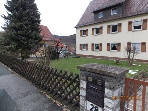 4-Zimmer-Wohnung im Erdgeschoss in Hohenstadt - Erdgeschoßwohnung mit 90,00 m&sup2; in Pommelsbrunn zur Miete