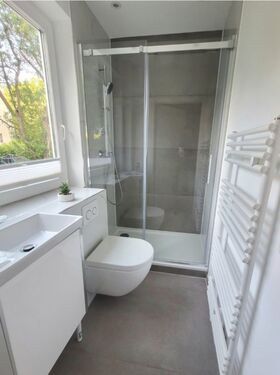 Screenshot_20260419_160809_Gallery - 5 Zimmer Reihenmittelhaus zum Kaufen in Hamburg