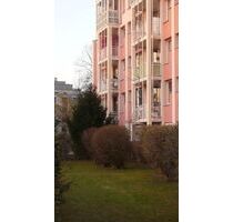 Provisionsfrei* Attraktive 2,5-Zimmer Wohnung mit Balkon und Garage in Taufkirchen