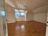 1000075963 - 4 Zimmer Dachgeschoßwohnung in Traunstein