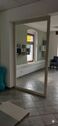 Blick-vom-MIttelraum-zum-vorderen-Raum-m-.Schaufenster-5 - 3 Zimmer Büro in Chemnitz
