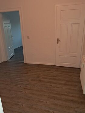 Vorraum-Diele - 3 Zimmer Etagenwohnung in Chemnitz