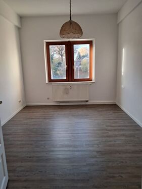 Schlaf- oder - und Wohnraum 1 - Etagenwohnung mit 62,00 m&sup2; in Chemnitz zur Miete