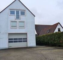 Provisionsfrei* Werkstatt-, Betriebsgebäude mit zwei Wohnungen und Garagen - Nürnberg