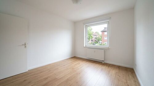 Zimmer 1 - 2 Zimmer 2- Zimmerwohnung zur Miete in Hamburg