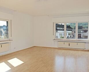 Helle 80qm Wohnung mit uneinsehbaren 10qm Balkon - Andernach