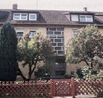 Provisionsfrei* 2-Zimmer Wohnung mit Balkon und Stellplatz in Stuttgart-Hedelfingen Provisionsfrei* 2-Zimmer Wohnung mit Balkon und Stellplatz in Stuttgart-Hedelfingen