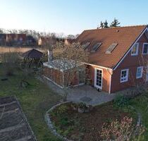 Provisionsfrei* Niedrigenergiehaus in WerderHavel mit großem Grundstück - Werder (Havel)