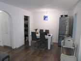 002 - Provisionsfrei* 2 Zimmer EG Wohnung, Barrierearm, Aufzug, Balkon, EBK, TG Stellplatz