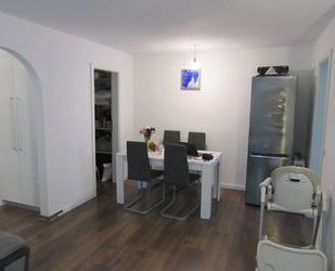 Provisionsfrei* 2 Zimmer EG Wohnung, Barrierearm, Aufzug, Balkon, EBK, TG Stellplatz - Plochingen