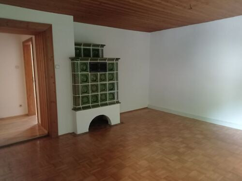 Wohnzimmer - 3 Zimmer Etagenwohnung zum Kaufen in Landshut