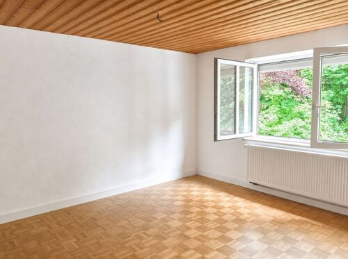 Wohnzimmer - Etagenwohnung mit 73,00 m&sup2; in Landshut zum Kaufen