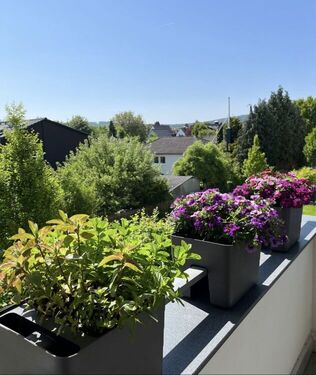 IMG_7161 - Provisionsfrei* 3-Raumwohnung mit Südbalkon und EBK in bester Lage inkl. 2 TG Plätze