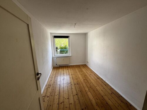 (06) Zimmer 3 - 