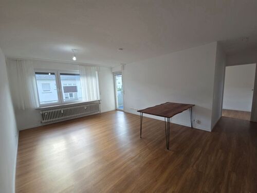 Wohnzimmer1 - 2 Zimmer 2- Zimmerwohnung zum Kaufen in Altbach