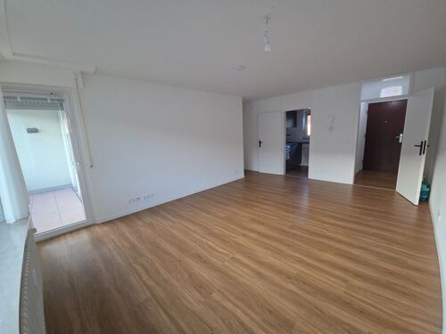 Wohnzimmer2 - 2 Zimmer 2- Zimmerwohnung zum Kaufen in Altbach