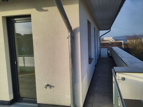 19 Balkon (SO Blick N) - 