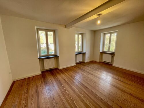 Wohnzimmer - 5- Zimmerwohnung mit 140,00 m&sup2; in Frankeneck zum Kaufen