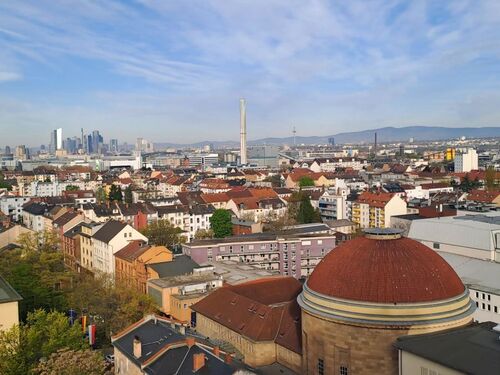 Blick in den Taunus - 2 Zimmer 2- Zimmerwohnung zum Kaufen in Offenbach