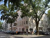 Aussen - Provisionsfrei* Attraktive Jugendstil Wohnung in Top-Lage mit vielen Gestaltungsmöglichkeiten !