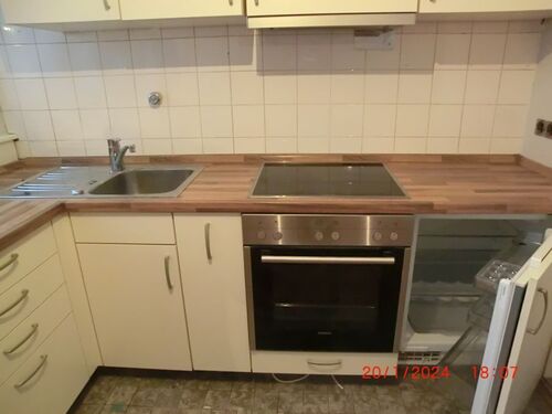 Küchenzeile - 3 Zimmer Dachgeschoßwohnung in Reutlingen